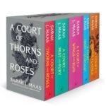 A Court of Thorns and Roses Paperback Box Set (5 books): The first five books of the hottest fantasy series and TikTok sensation